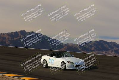 media/Jan-08-2023-SCCA SD (Sun) [[8f6a5b9391]]/Advanced Group/Session 1 (Bowl)/